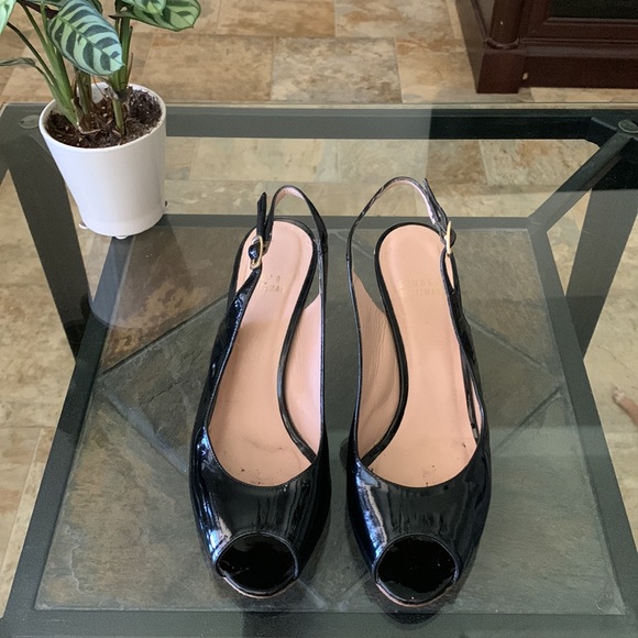 STUART WEITZMAN Slingback Wedge - Picture 2 of 12